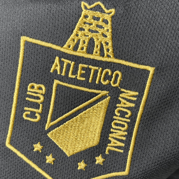 Nacional retro sam - Image 3